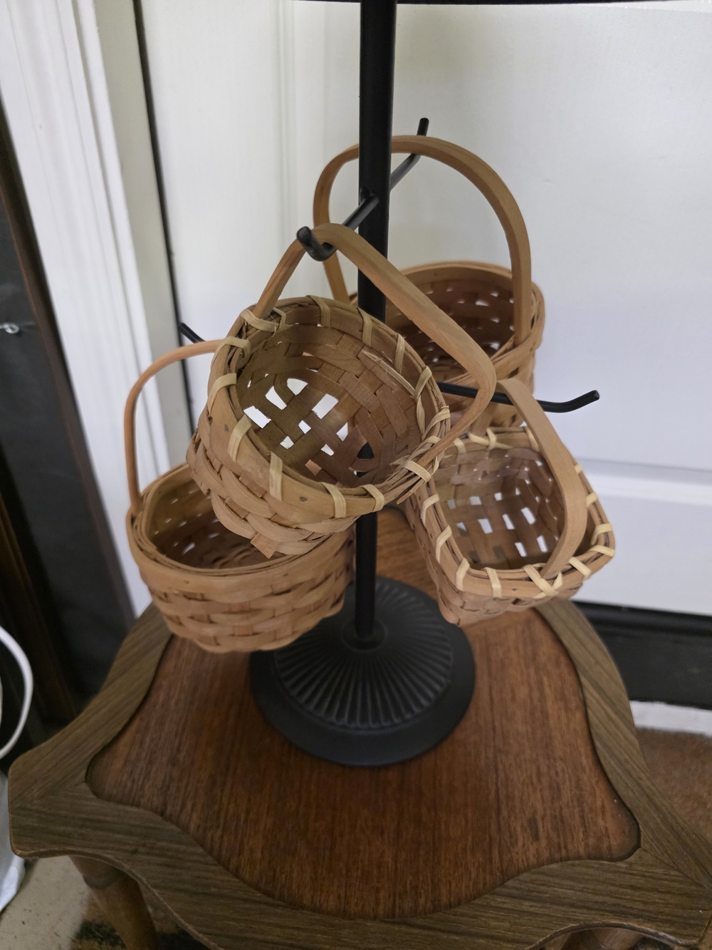 Baskets Table Lamp - Picture 2 of 5